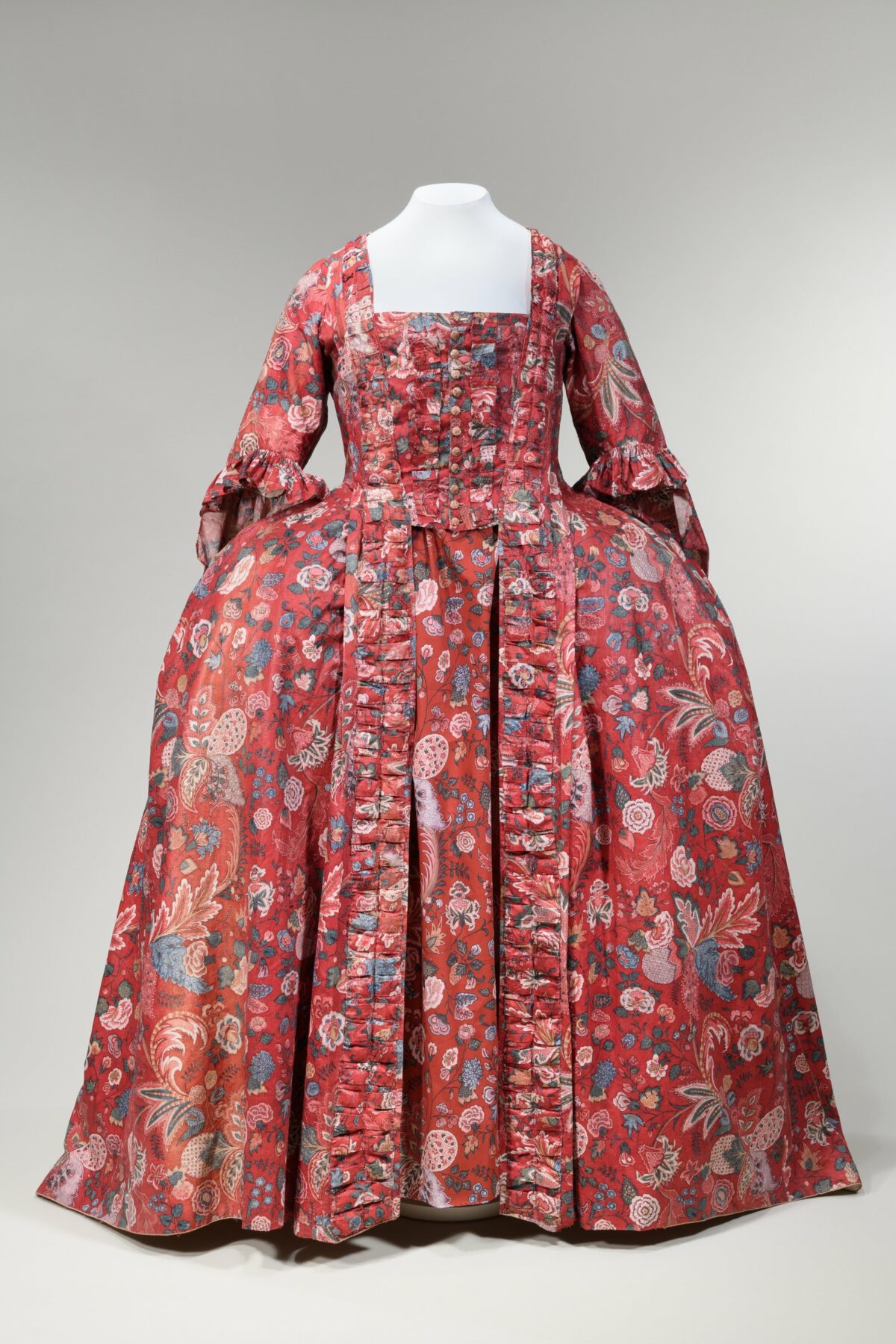 Woman’s gown (Robe à la française) - Bayerisches Nationalmuseum