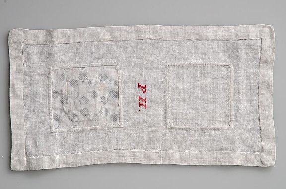 D105884