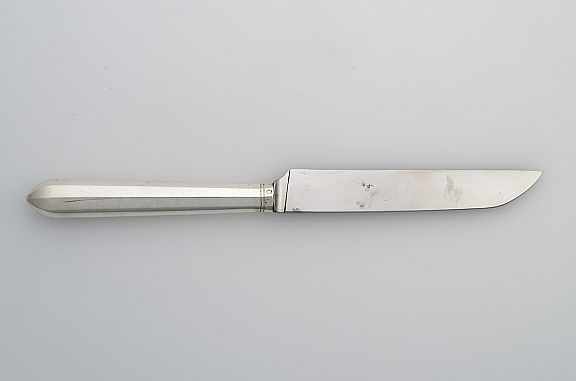 D97685