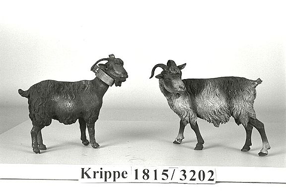 D8329