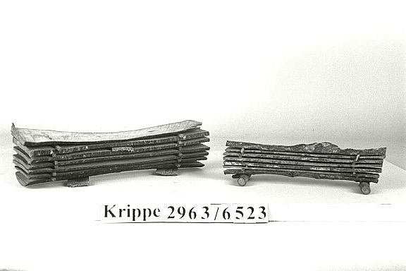 D8273