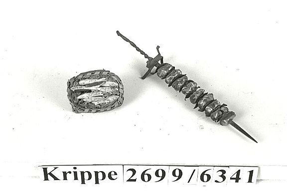 D8399