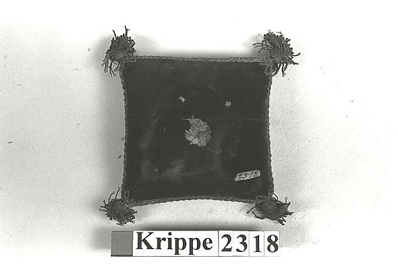 D8827