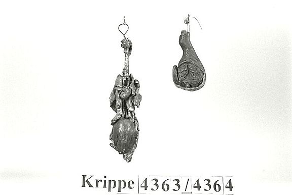 D6851