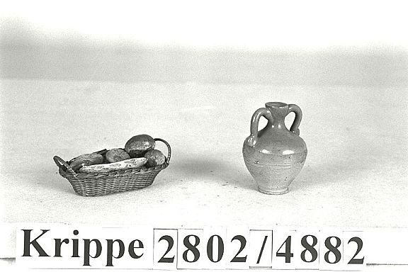 D8229