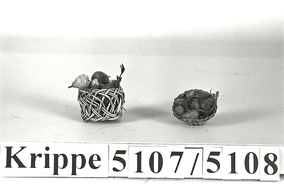 D8252