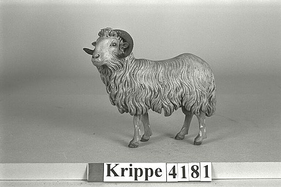 D8590