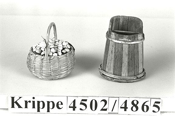 D8991