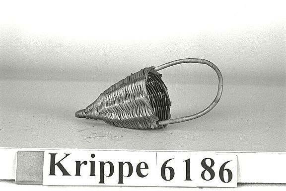 D8333
