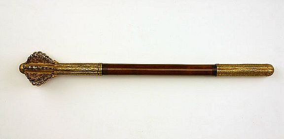D25876