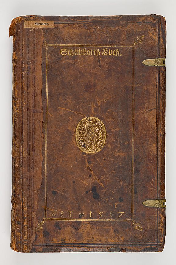 D185520