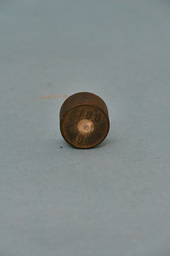 D205758