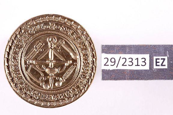 D222153