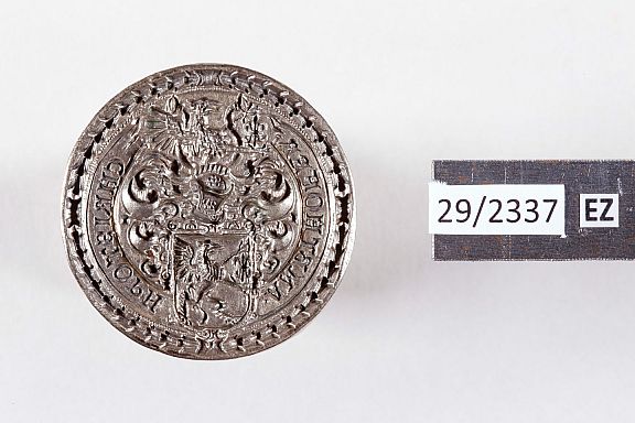 D222251