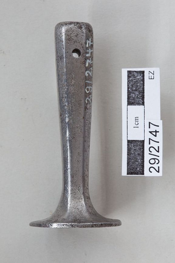 D224899