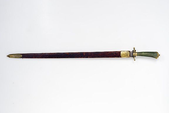 D108713