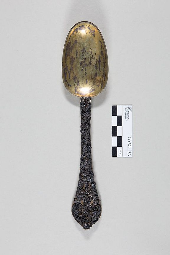D225120
