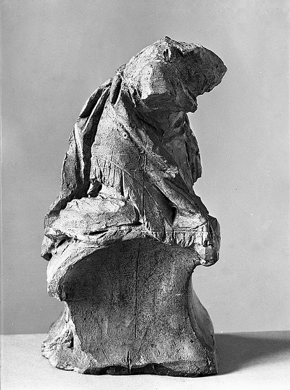 D16887