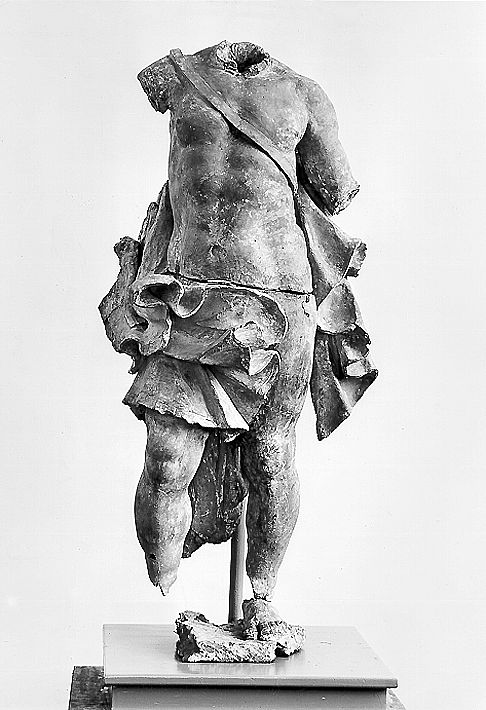 D18695