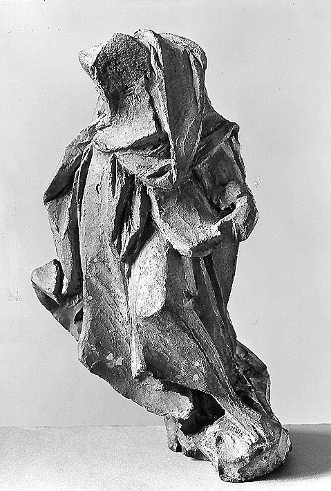 D18729