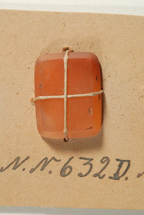 D51836