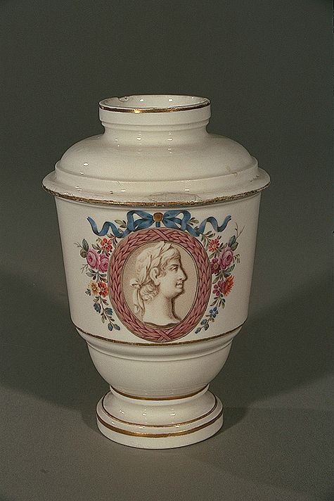 D18542