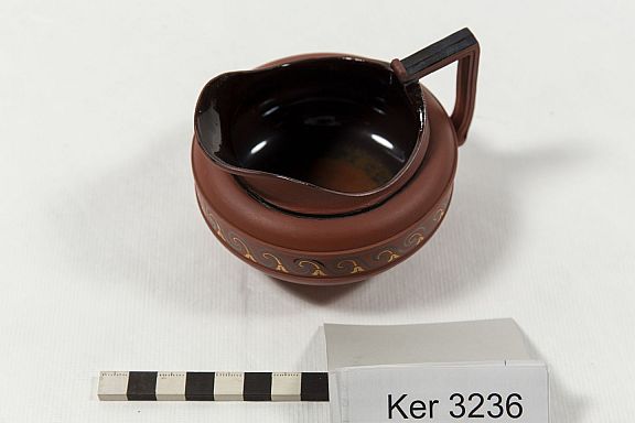 D222858