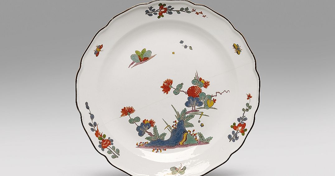 Teller Mit Indianischen Blumen Fels Und Schmetterling Bayerisches teller-mit-indianischen-blumen-fels-und-schmetterling-bayerisches