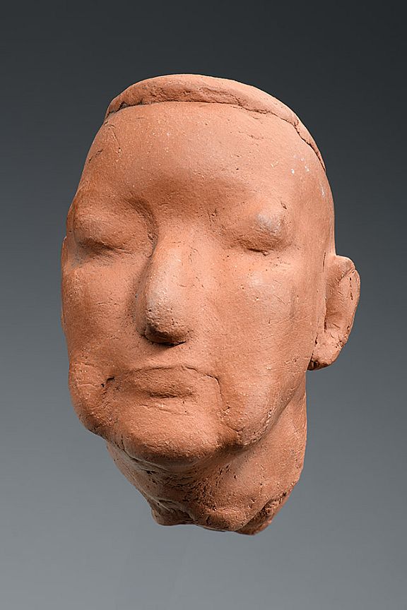D192349