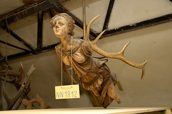 D53332