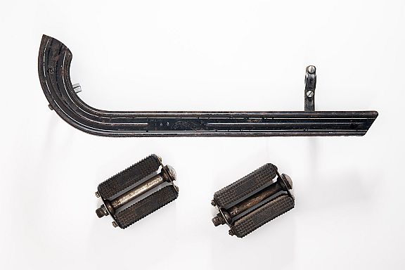 D182267