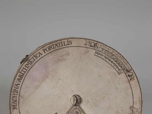 D213046