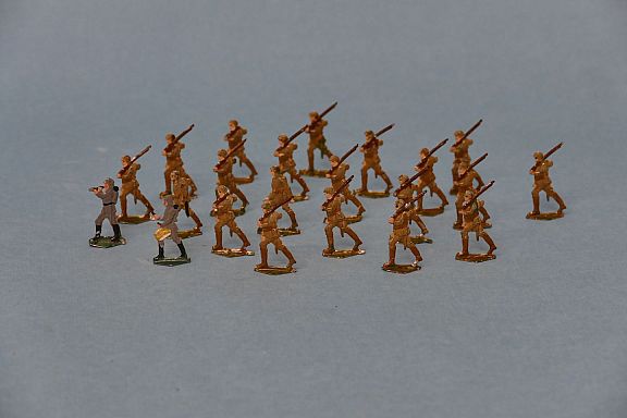 D204954
