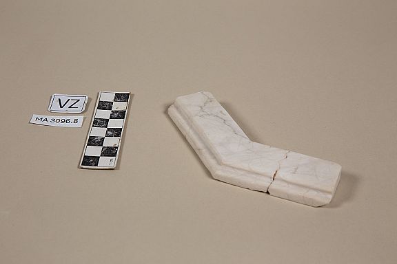 D83278