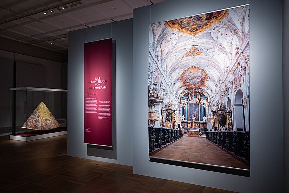 20251029 Schatzbuch Saalaufnahmen 001